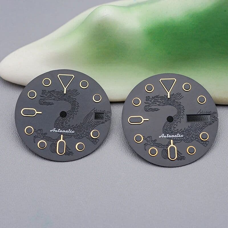 NONE 28.5mm Dial with Calendar Window Dragon Icon NH35 Dial Compatible with NH34 NH35 NH36 7S26 4R35 Automatic Movement Black Dial