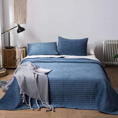 KASENTEX All Season Plush Poly Velvet Quilt Set with Reversible Fleece Micromink Sherpa