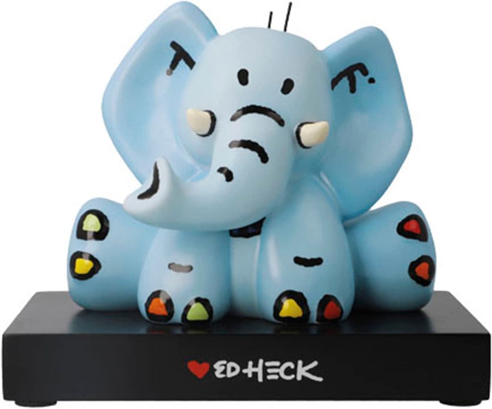 Dekofigur GOEBEL "Ed Heck - Elephant in the Room", blau (bunt), B:17,5cm H:14,5cm T:11cm, Porzellan, Dekofiguren, Dekofigur