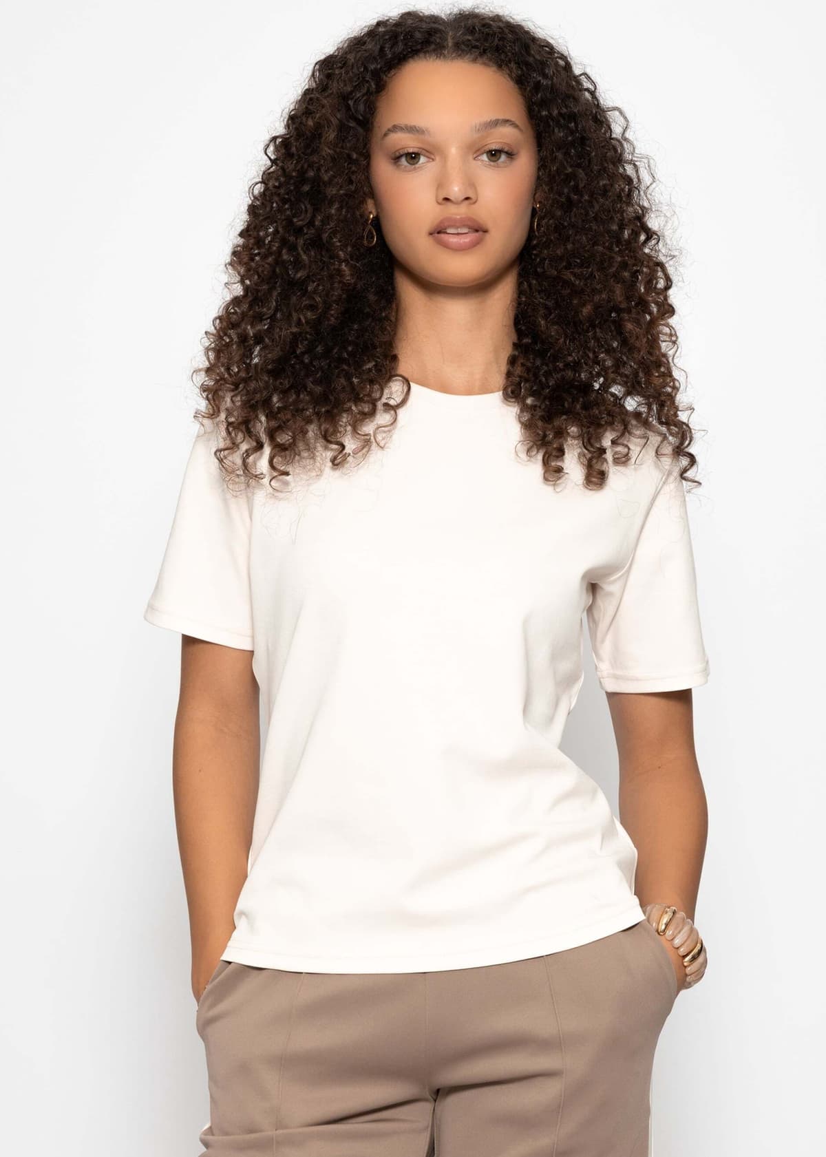 T-Shirt SASSYCLASSY "Rundhals T-Shirt", Damen, Gr. L, hellbeige, Shirts T-Shirt, Legeres Top aus Baumwolle in lockerer Passform