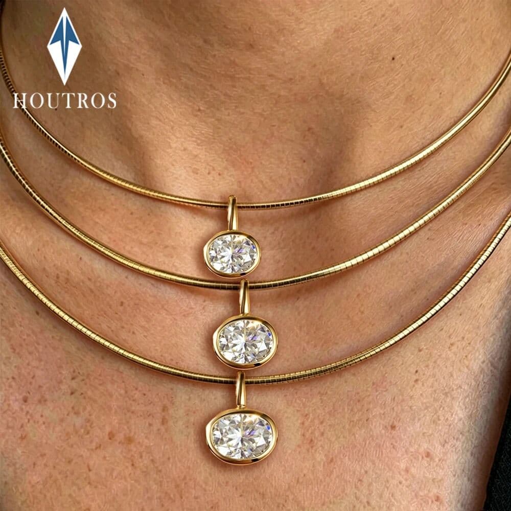 Houtros 2-4Carat East West Oval Cut Moissanite Pendant Necklace Bezel Set Diamond Solitaire Pendant Choker for Women 925 Silver Jewelry