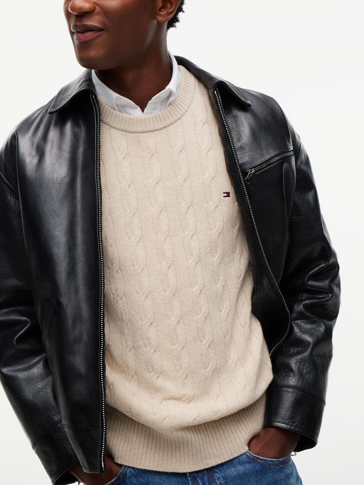 Rundhalspullover TOMMY HILFIGER "LAMBSWOOL CABLE CREW", Herren, Gr. XXL, heatherot oatmilk, Strick, Obermaterial: 100% Wolle, regular fit normal, Rundhals, Rippbündchen, Pullover Rundhalspullover, aus reiner Lammwolle mit Zopfmuster heatherot oatmilk XXL