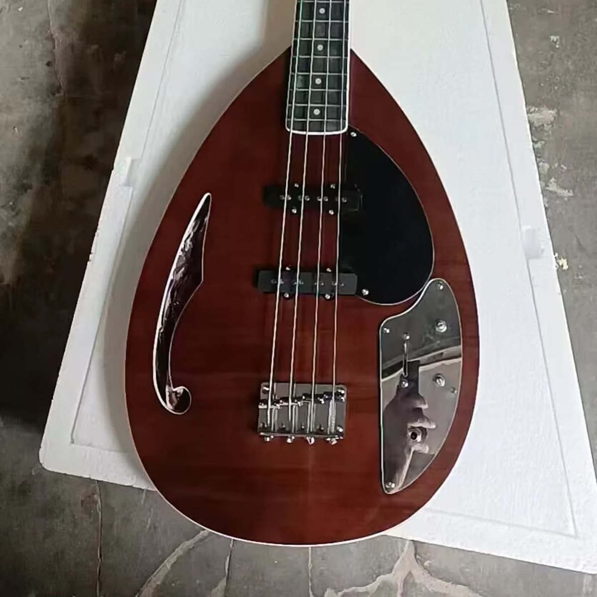 NONE Teardrop 4 String Electric Bass Guitar Mahogany Body Maple Neck Semi Hollow Body