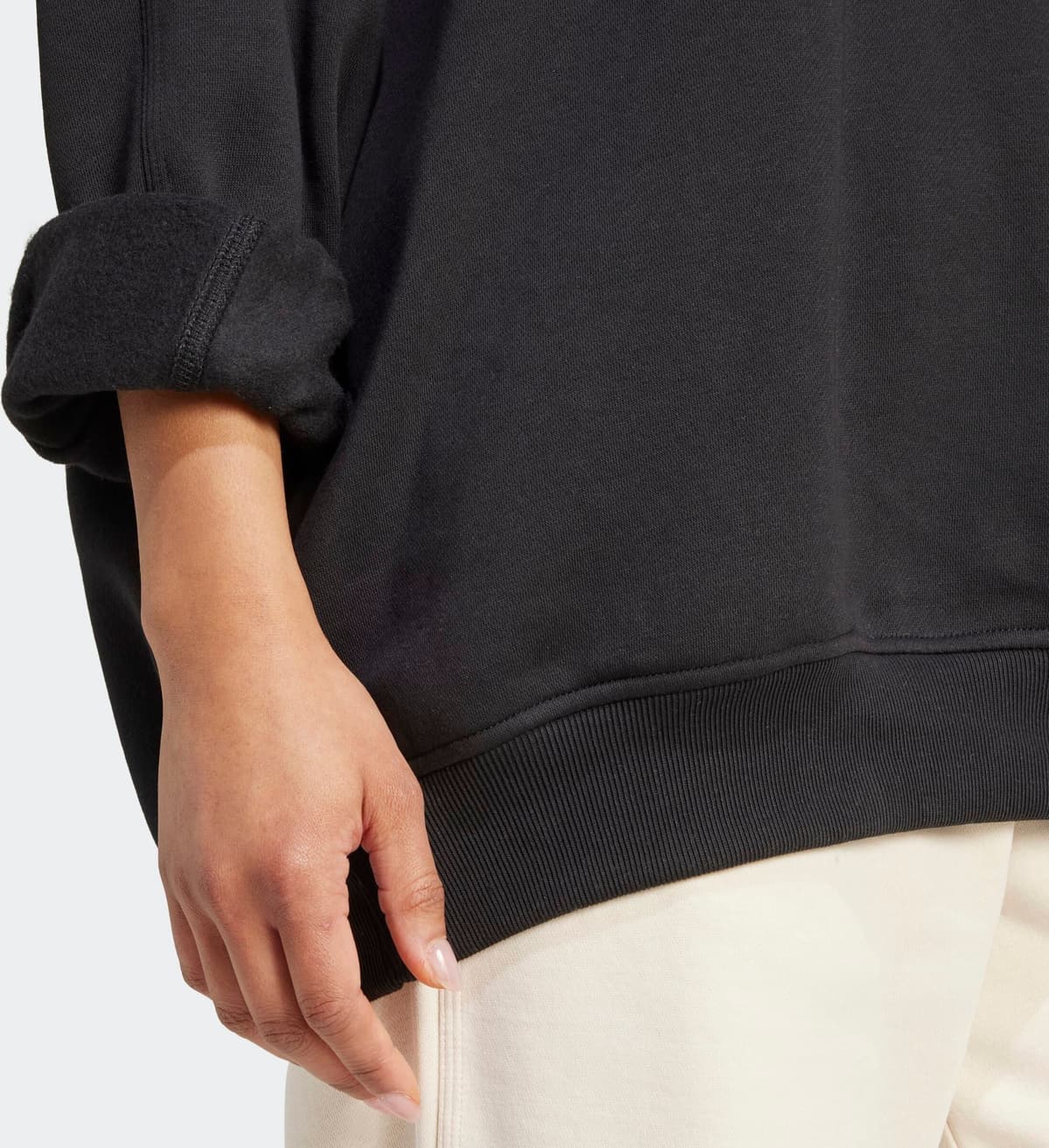 Adidas Originals "ESS CREW FL OS", mit sportlichem Stil, aus Baumwolle schwarz S