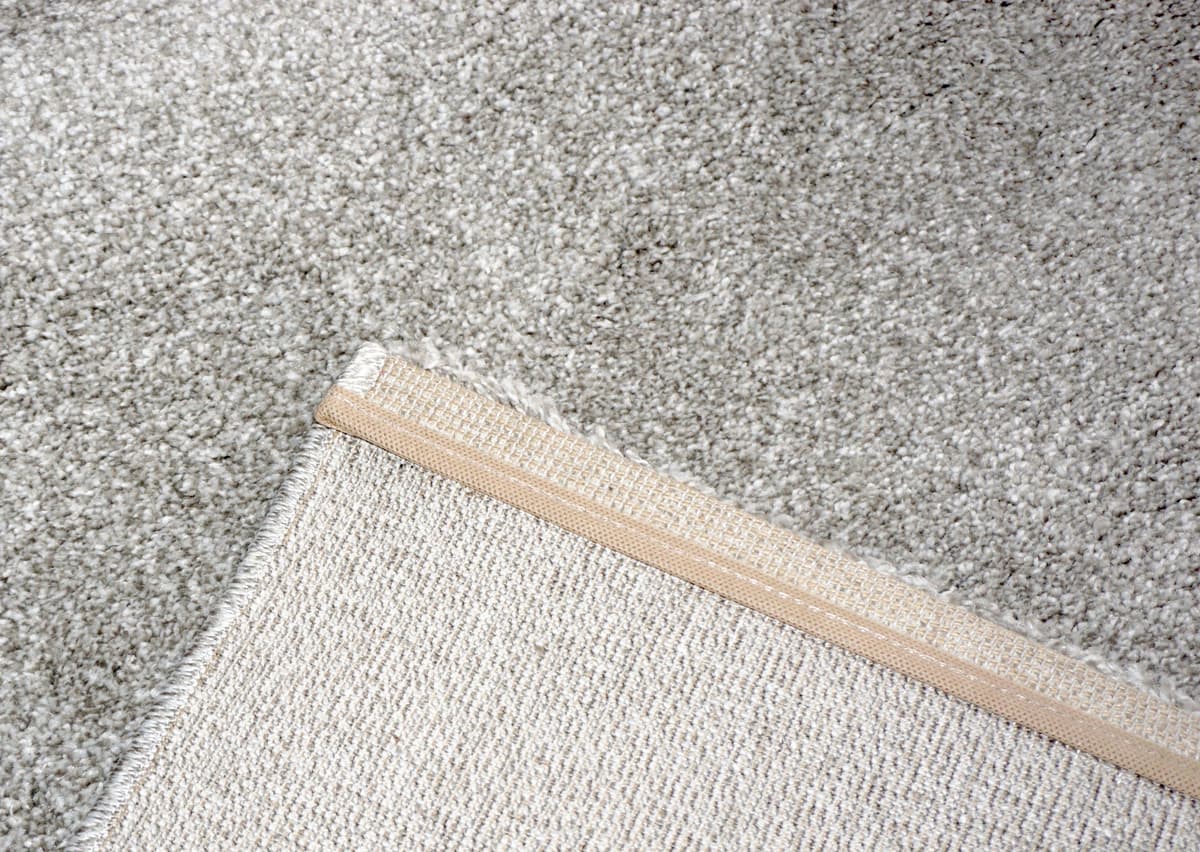 Teppich ASTRA "Samoa Uni" Gr. 6, silber (silberfarben), B:200cm H:20mm L:290cm, Kunstfaser, Teppiche, Teppich, hochwertiger Kurzflor in vielen Farben, Wohnzimmer silberfarben B : 200cm 1 Stk., 20mm, L: 290cm