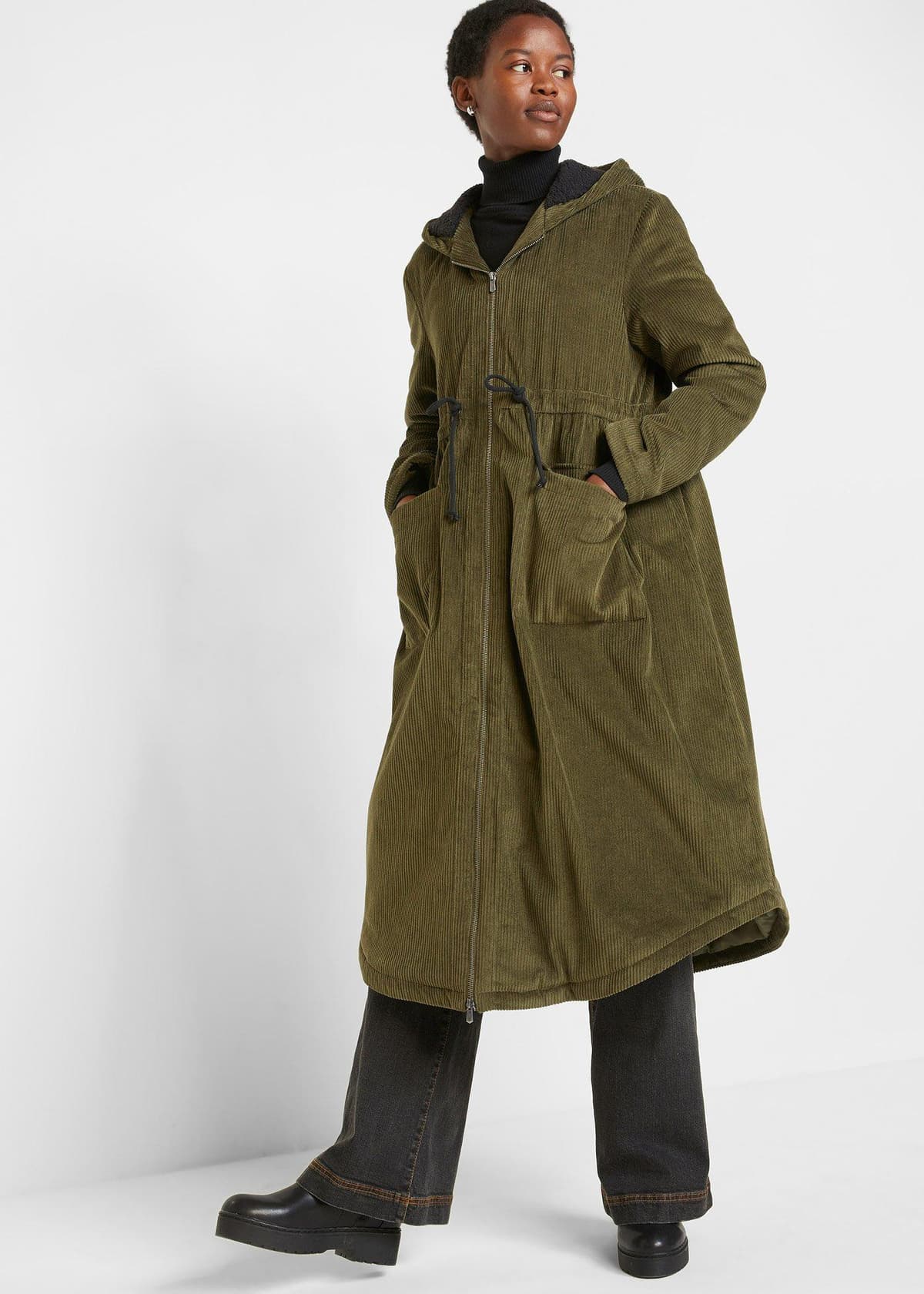 bonprix Cord-Mantel mit Teddy-Fleece Kapuze aus reiner Baumwolle, grün, Gr.38, Herbstlicher Cord-Parka aus 100% Baumwolle mit mit Teddy-Fleece Kapuze, aus 100% Baumwolle,Cord