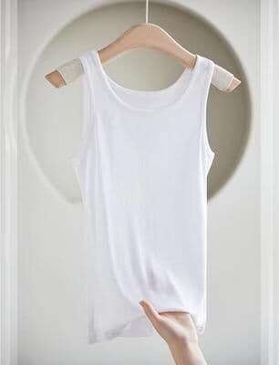 Inspired Finds Women's Seamless Slimming Sleeveless Vest Summer Thin Inner Top 9924 Milky White us 1012