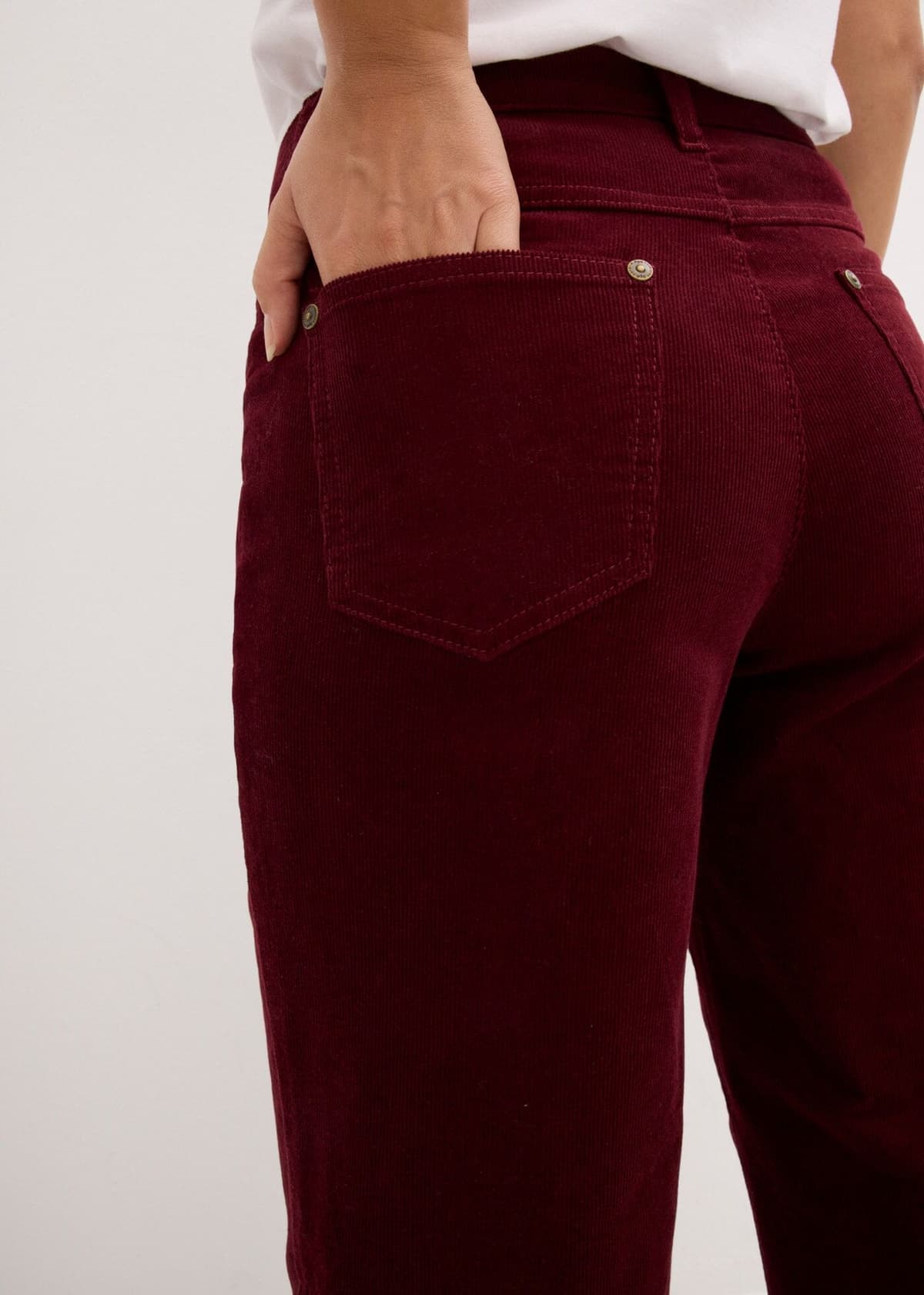 Cordhose BONPRIX, Damen, Gr. 52, N-Gr, ahornrot, Obermaterial: 98% Baumwolle, 2% Elasthan, loose fit, Hosen Cordhose, mit ausgestelltem Bein, Loose Fit, in Stretch-Qualität, im Casual-Stil