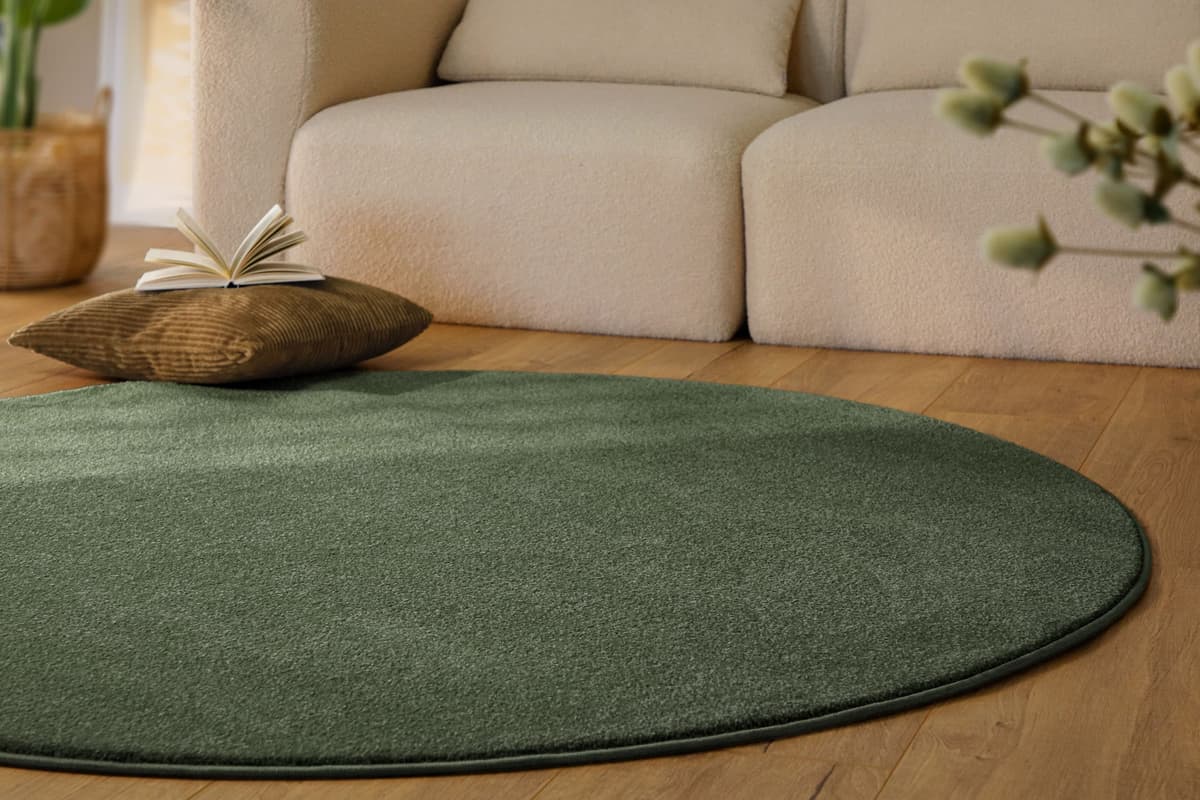 Teppich ESPRIT "Vegas - ESPRIT Kollektion", grün (laub grün), H:15mm Ø:120cm, Polypropylen, Teppiche, Teppich, Kurzflor, uni, gewebt, pflegeleicht, formstabil, für Fussbodenheizung laub grün Ø 120cm 1 Stk., 15mm, Ø 120cm
