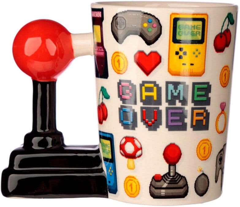 PUCKATOR Game Over Pixel stílusú bögre joystick alakú füllel Ajándéktárgyak