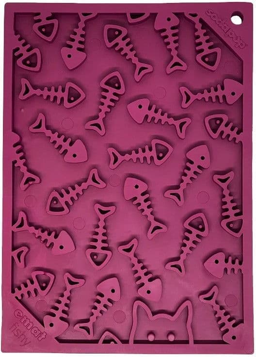 SodaPup Slikkematte Fishy Lila 18x13 Cm