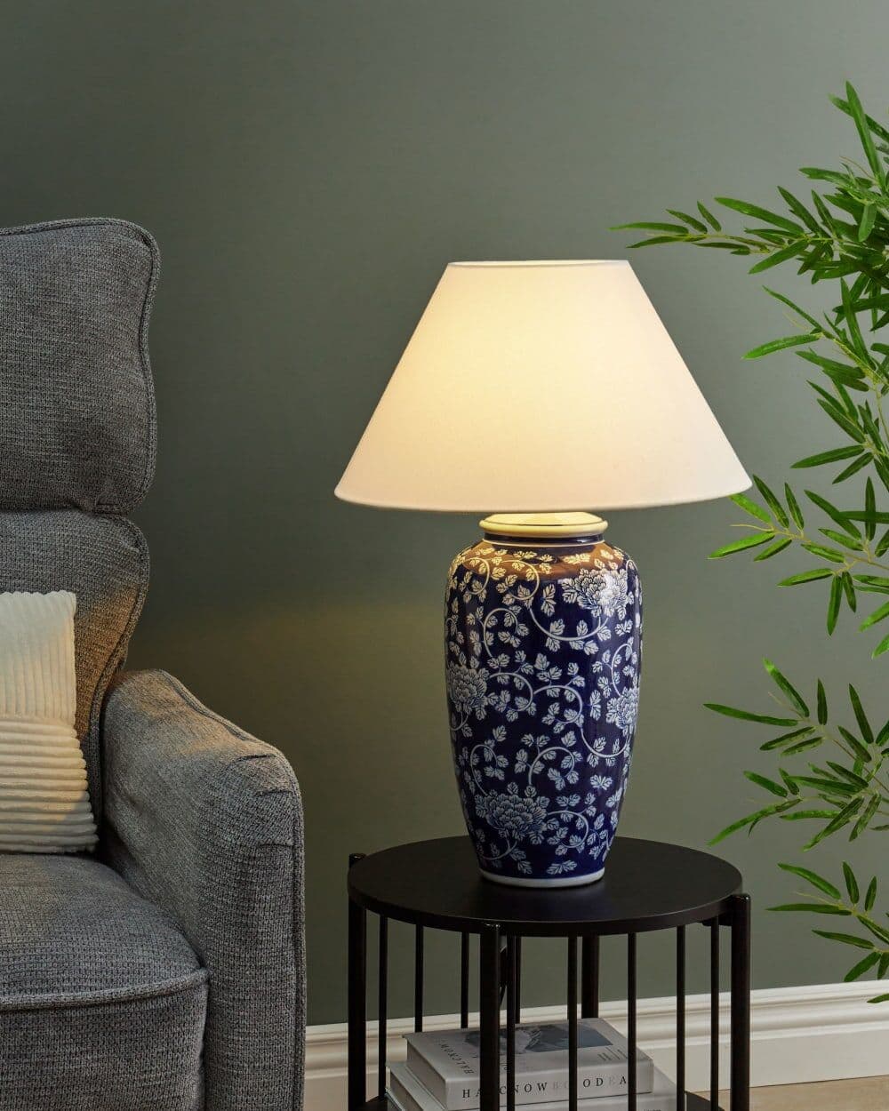 Beliani Lámpara de mesa  porcelana azul