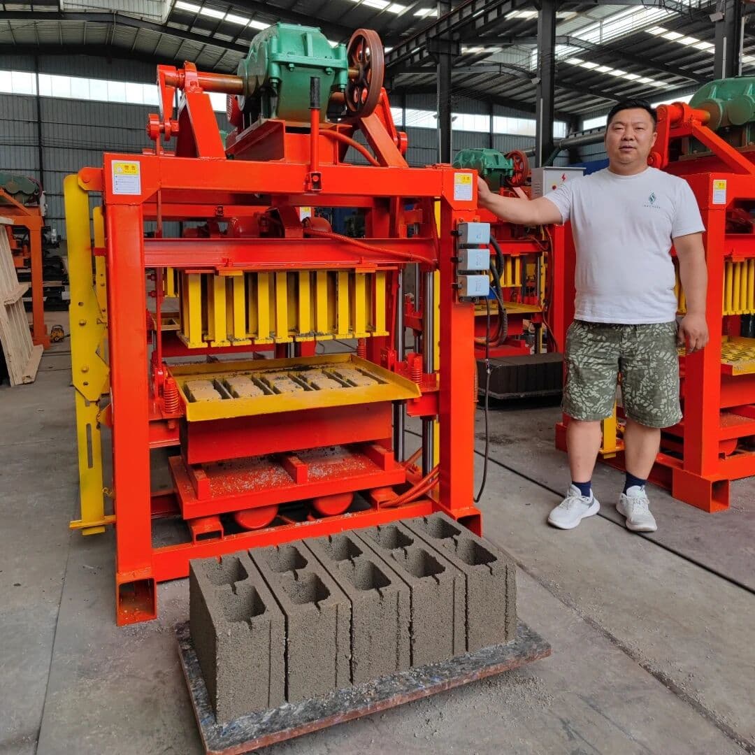 NONE QT4-40 Concrete Block Machine with Professional Excellent Workmanship Widely