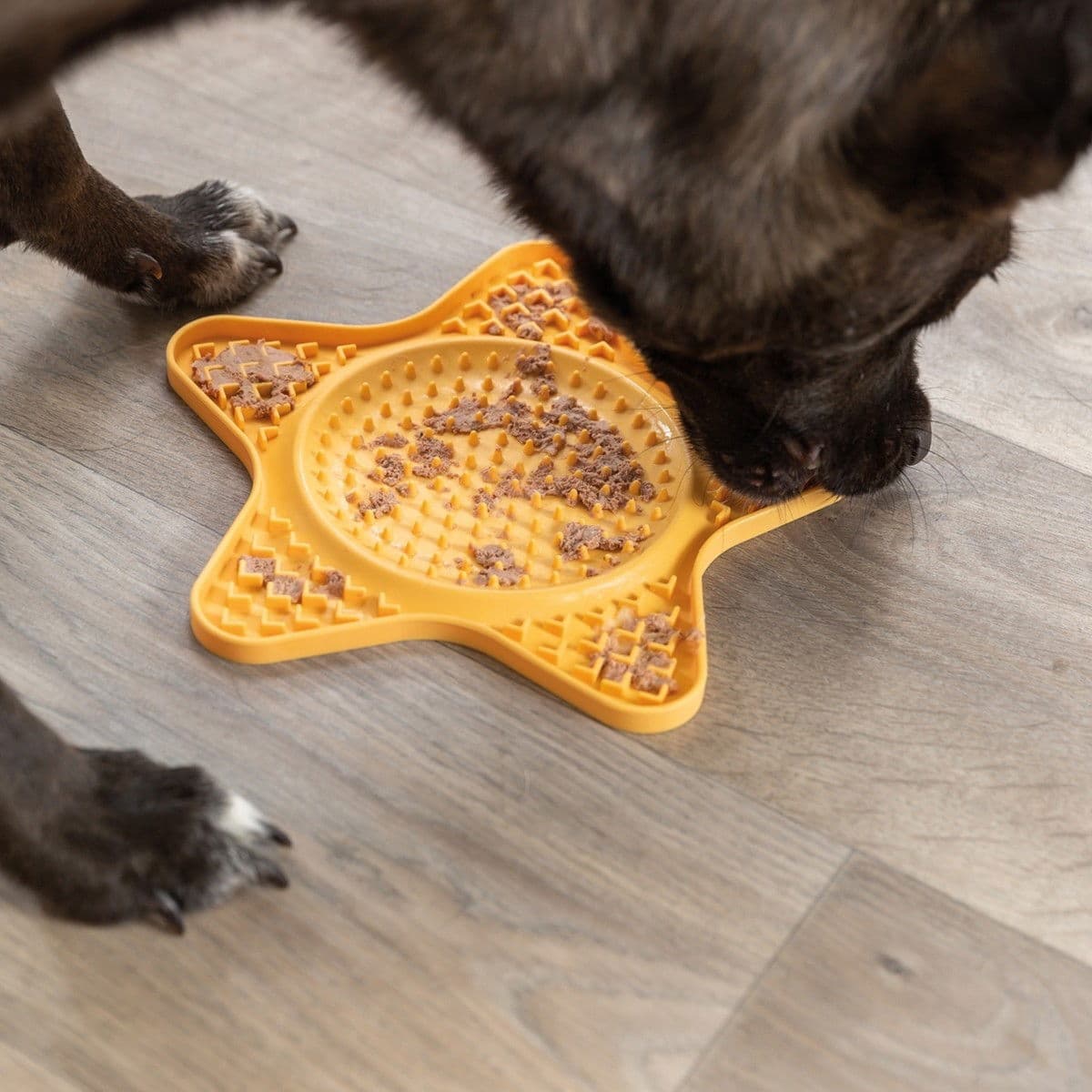 Trixie Lick'N'Snack Slikkematte Gul 23,5 Cm