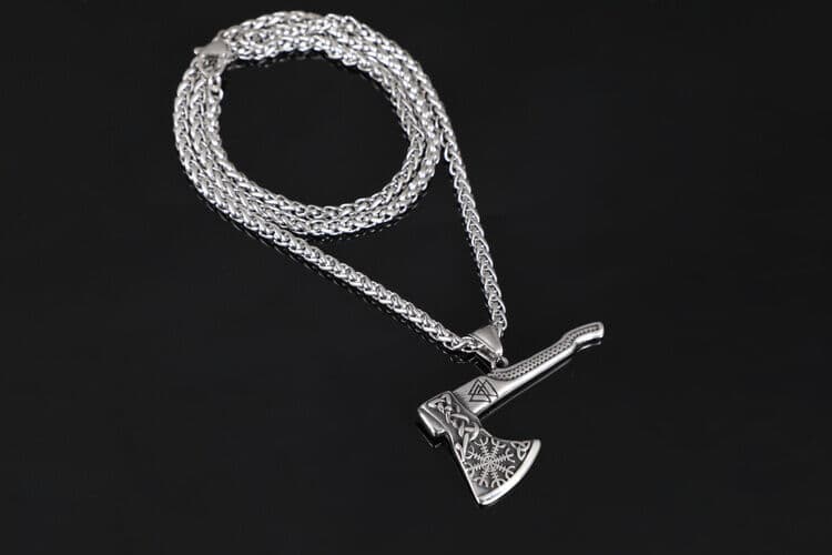 Varia Design Axe Aegishjalmur halsband