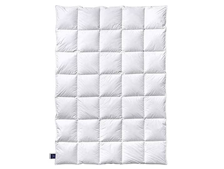 billerbeck Daunendecke Almira® 155 x 200 cm Wärmestufe mittel, Ganzjahr, besonders weich, waschbar, feuchtigkeitsregulierend, 90% Gänse-Daunen und 10% Gänse-Federn Bettdecke