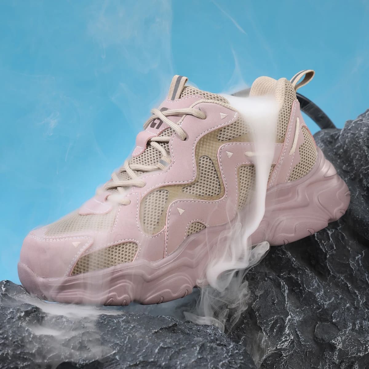 GUYISA Women's anti smash and anti stab work shoes suitable for all seasons, with a microfiber upper