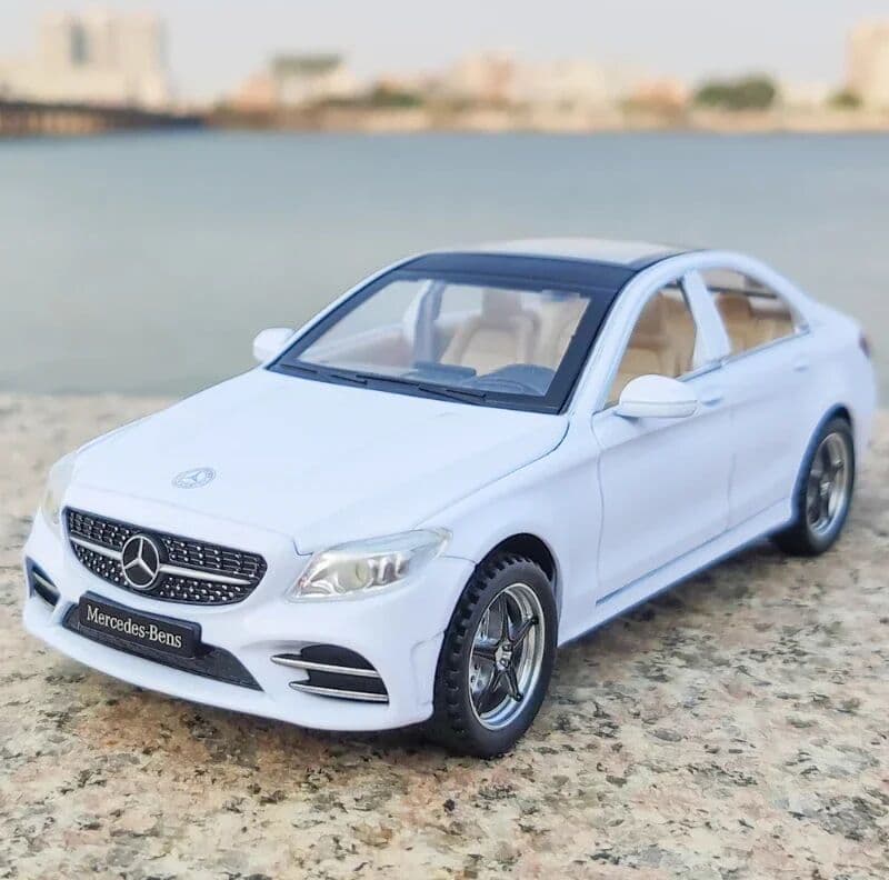 WELLY 1:32 Benzs C-Class C260L Alloy Car Model Diecasts Metal Toy Vehicles Car Model Collection Sound Light High Simulation Kids Gift