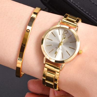 Market Central Luxury Gold Hollow Strap Womens Quartz Watch Set Elegant Bracelet Style gold